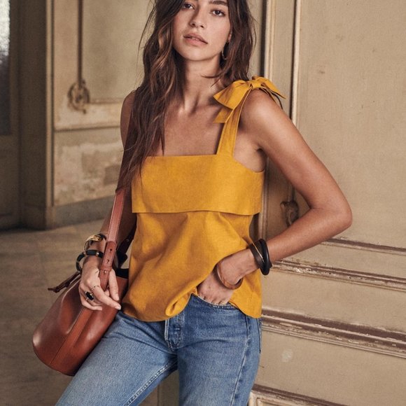 Sezane Tops - NWT Sezane Isa Top In Curry Sz-6/38